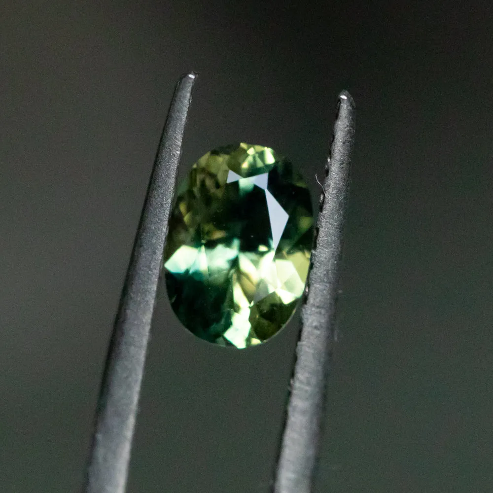 1.25CT AUSTRALIAN  OVAL SAPPHIRE, UNTREATED, PARTI GREEN BLUE YELLOW, 7.75X5.5X3.79MM