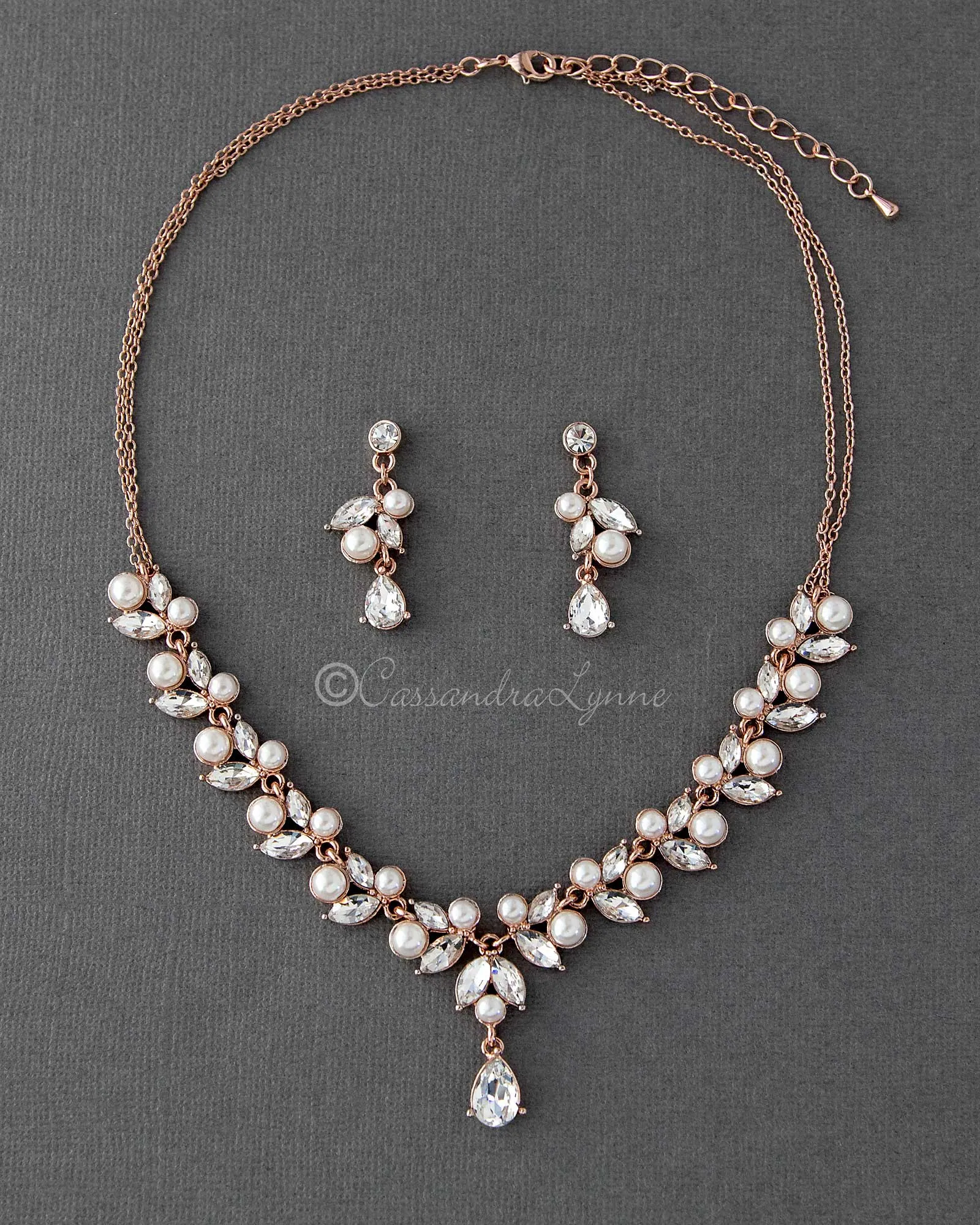 Bridal Necklace Set in Rose Gold with Pearls