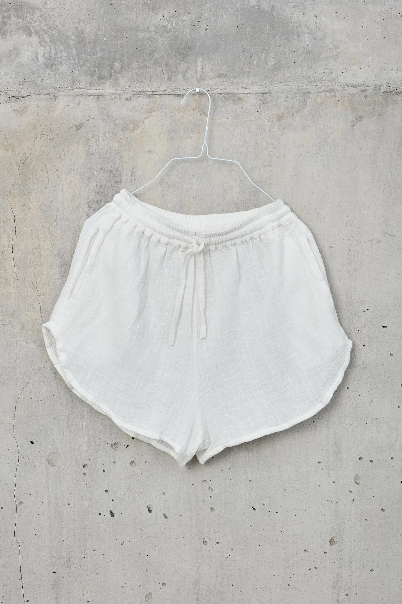 KELAPA [coconut] - 100% rami cotton shorts