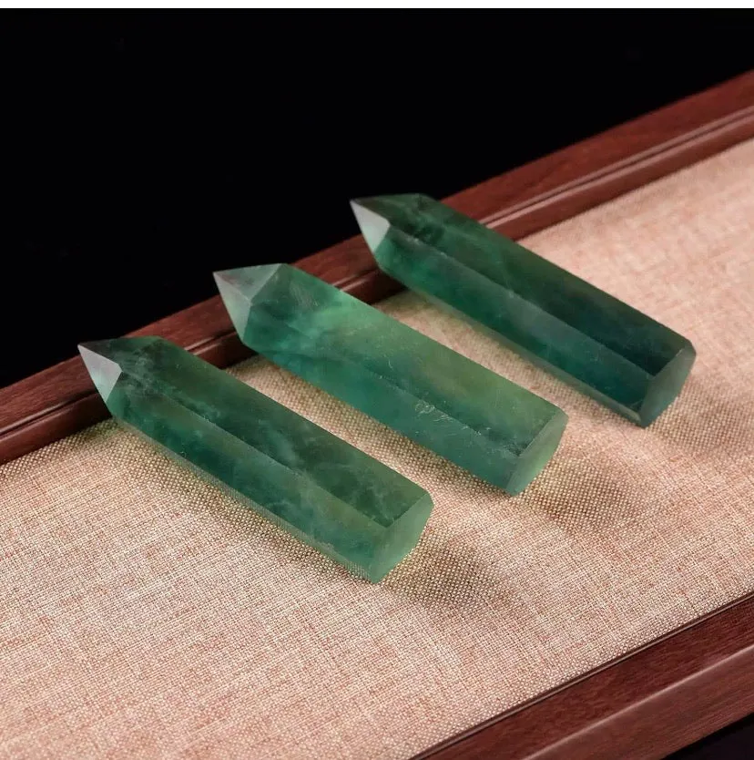 Natural Green Fluorite Quartz Healing Crystal Stone Point Wand