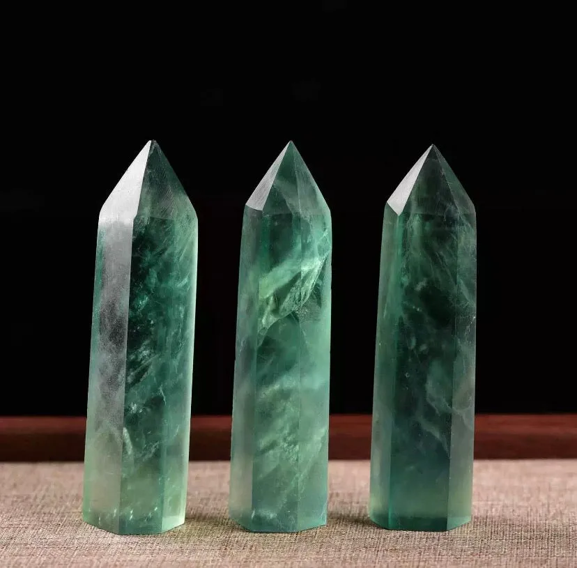 Natural Green Fluorite Quartz Healing Crystal Stone Point Wand