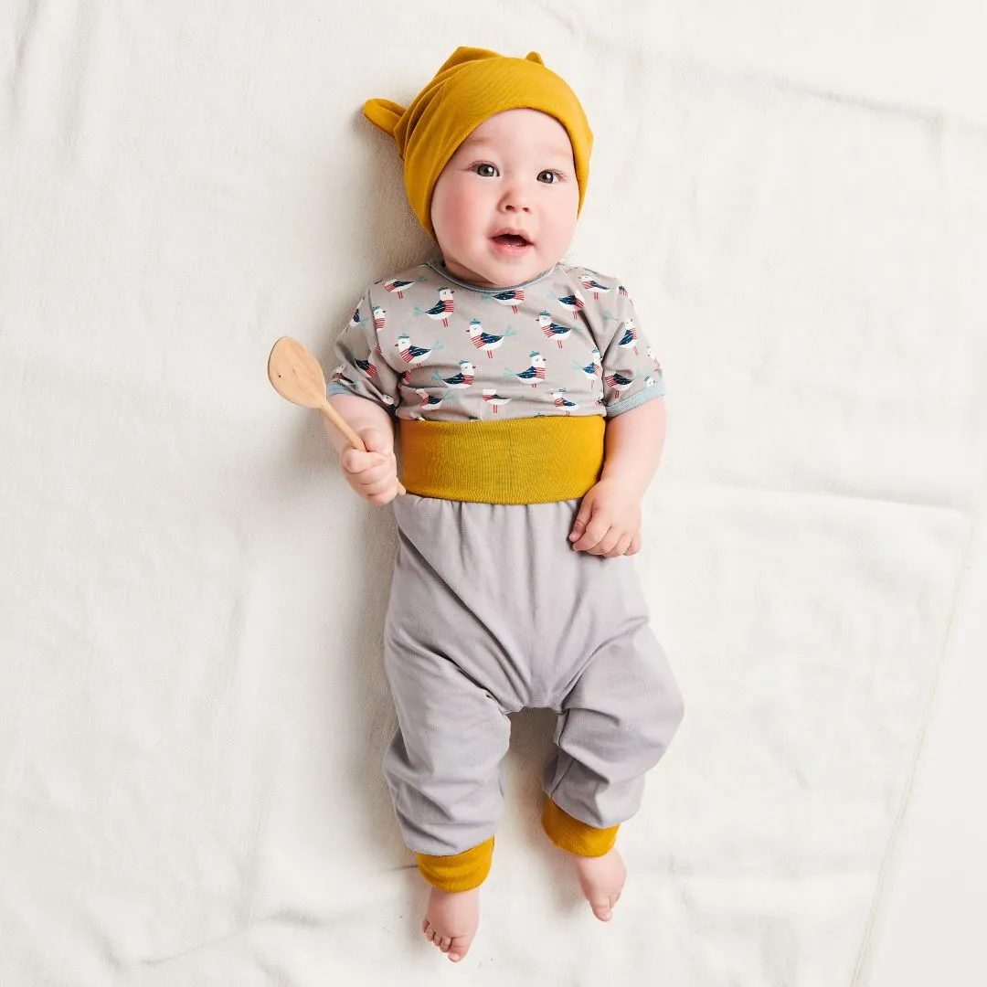 Organic rib pants "Jersey Grey | Ochre" made from 97% organic cotton and 3% elasthane