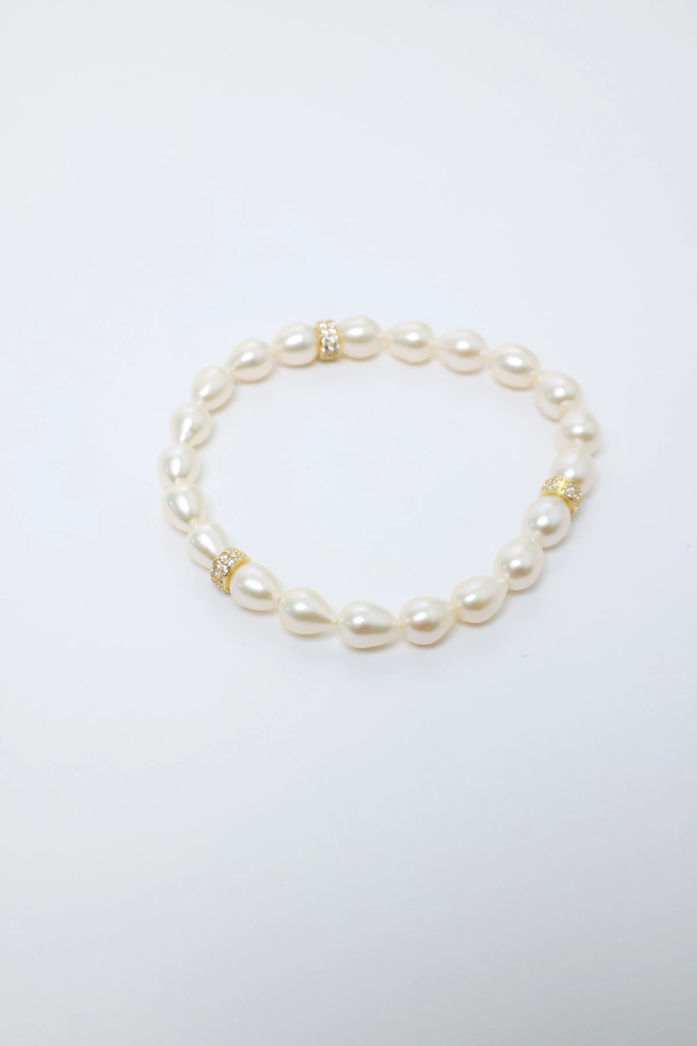 PG Designs Pearl and Gold Stretch Bracelet