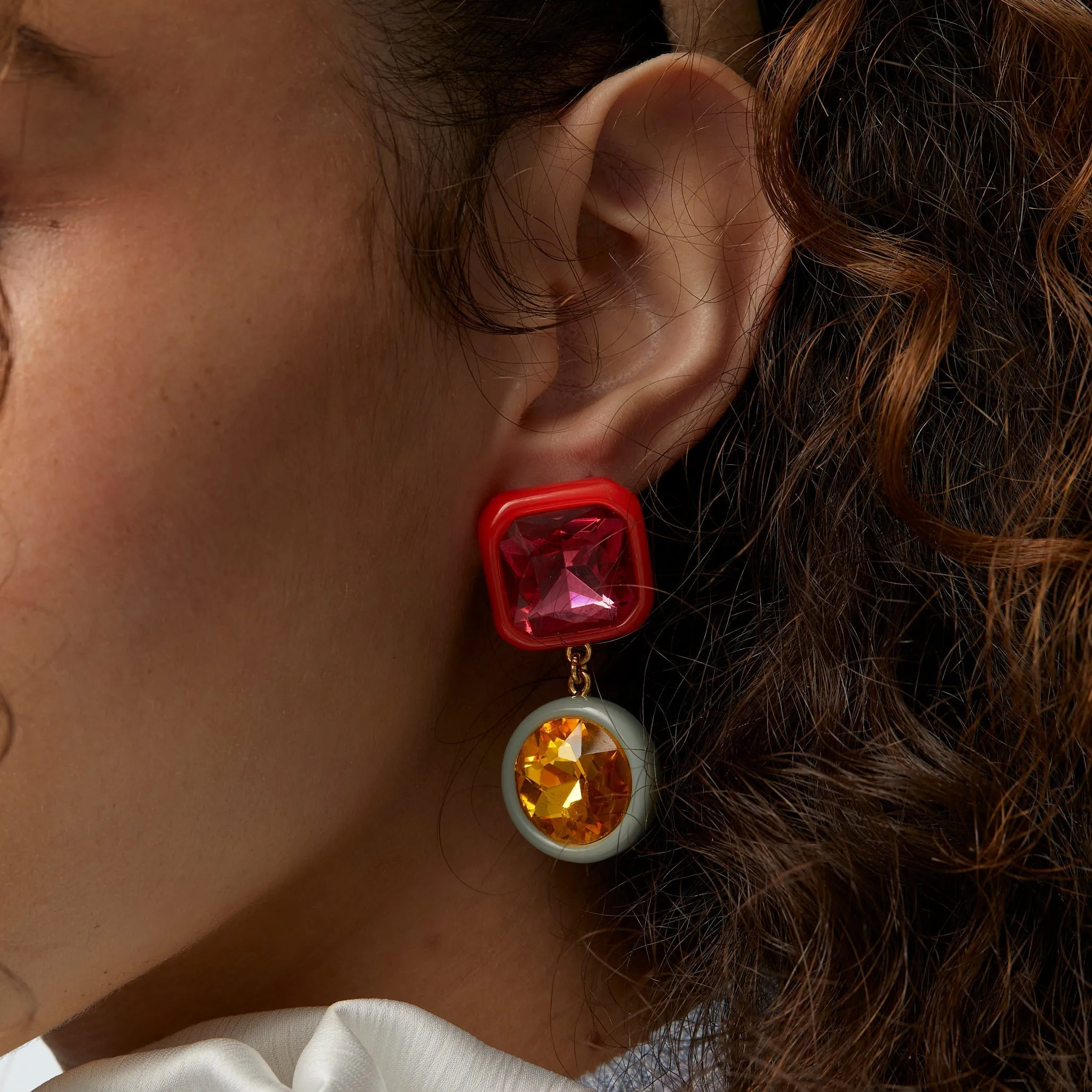 SCARLET POP GEM DROP EARRINGS